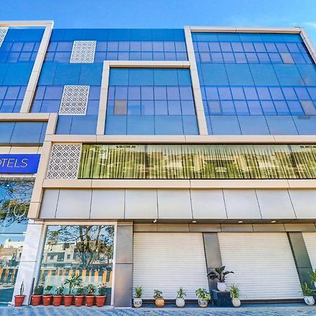 Fabhotel Pishori Inn إندور المظهر الخارجي الصورة