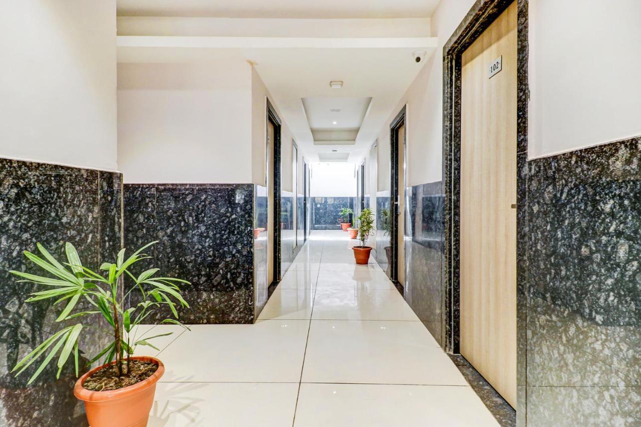 Fabhotel Pishori Inn إندور المظهر الخارجي الصورة