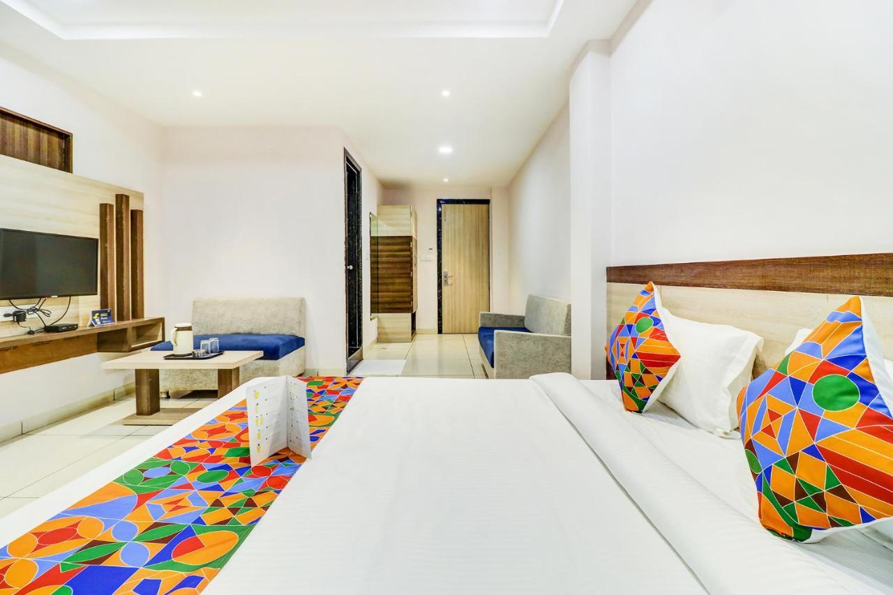 Fabhotel Pishori Inn إندور المظهر الخارجي الصورة