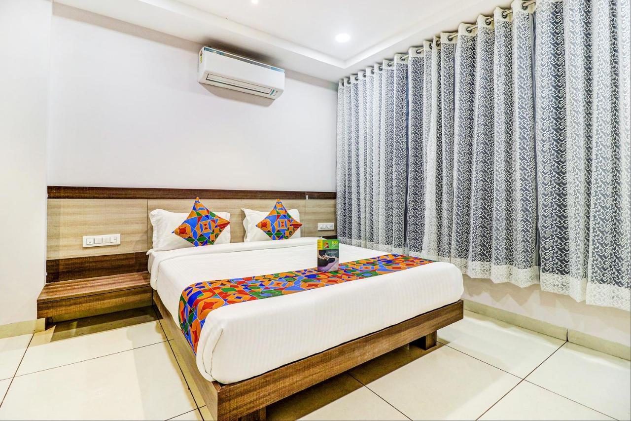Fabhotel Pishori Inn إندور المظهر الخارجي الصورة