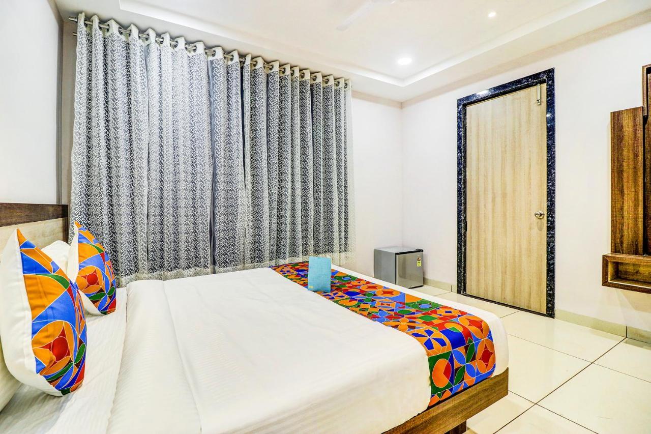 Fabhotel Pishori Inn إندور المظهر الخارجي الصورة